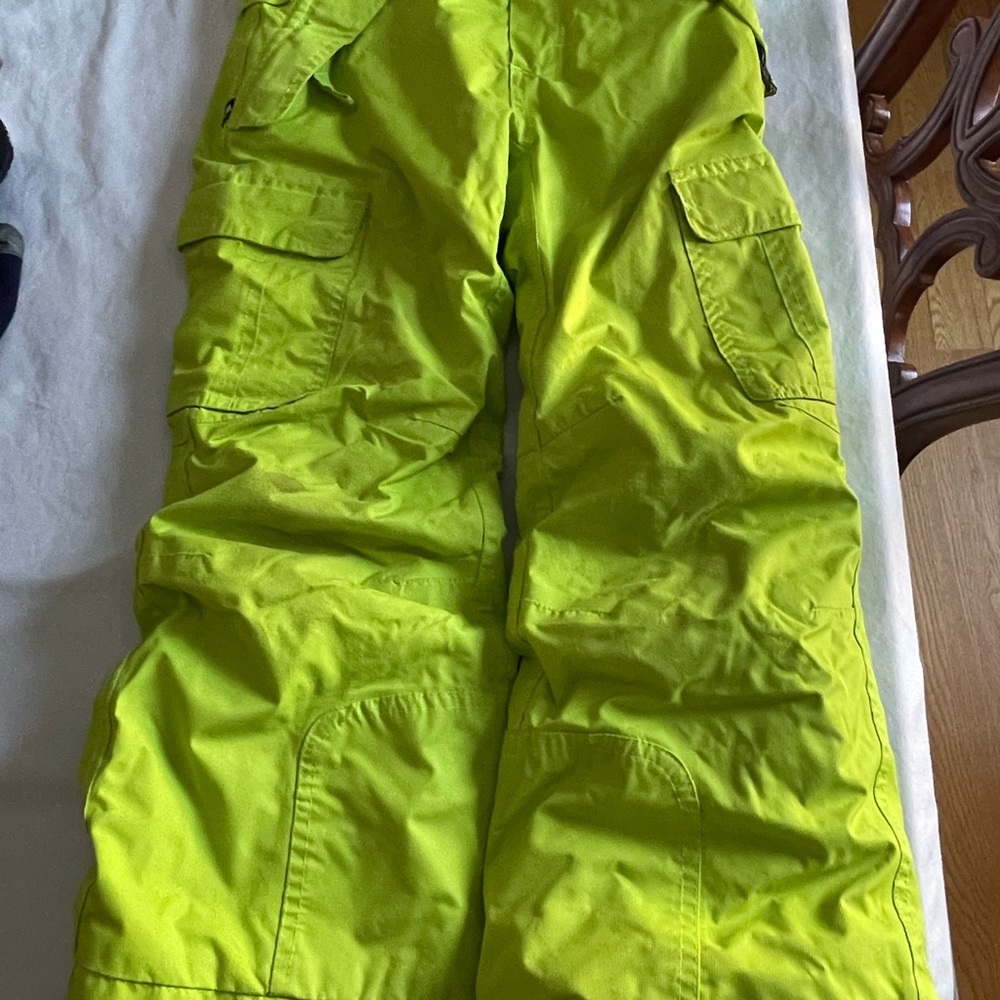Boy’s neon 686 ski 🎿 or snowboard 🏂 pants